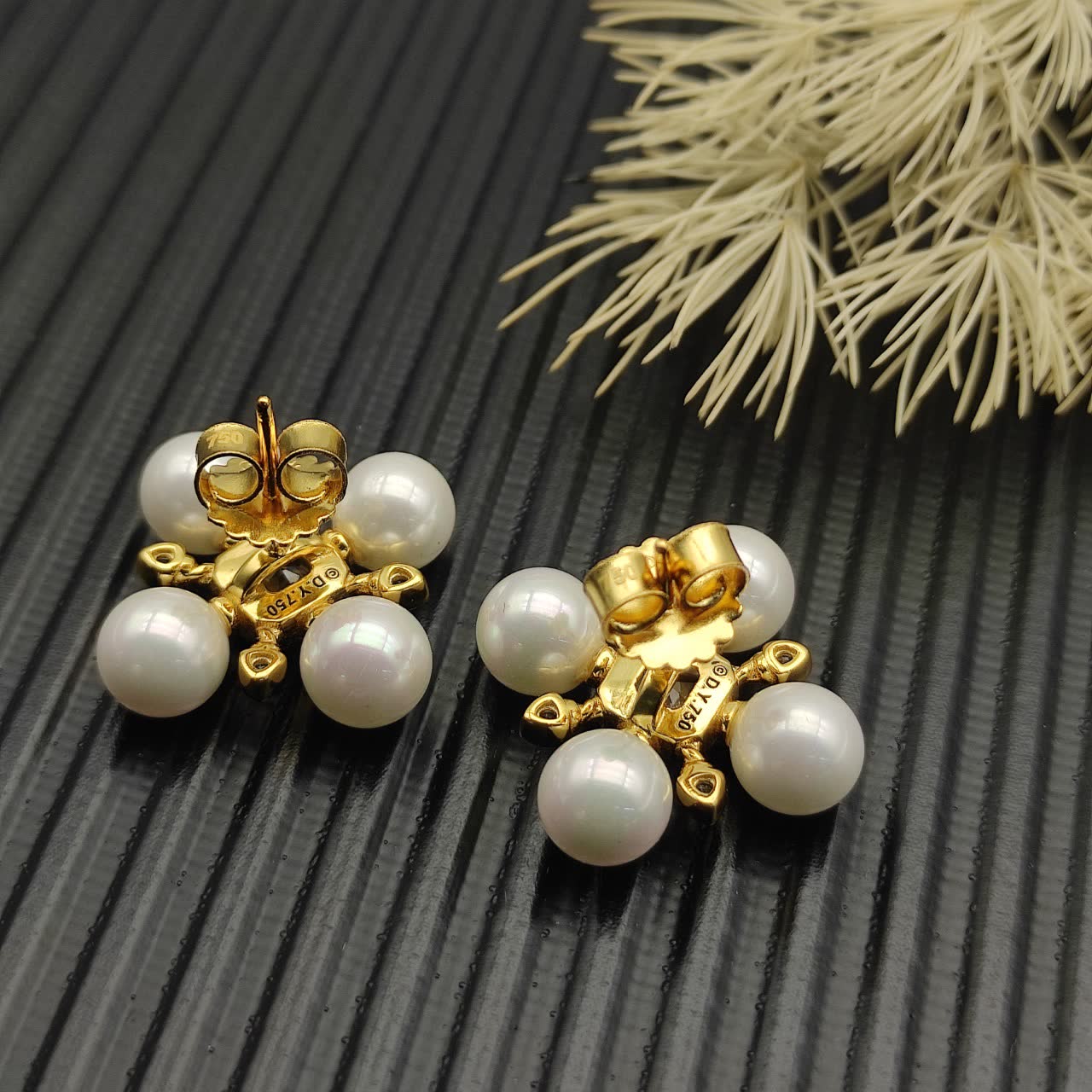 David Yurman Elegant Pearl and Diamond Stud Earrings